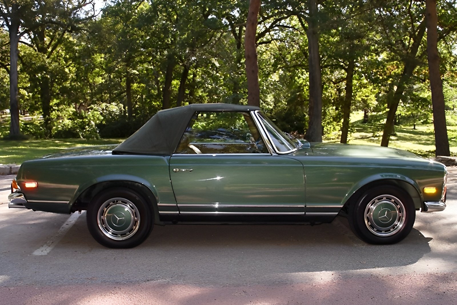 mercedes.monster - 1970 Mercedes 280SL Pagoda